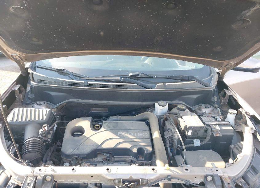 Photo 10 of 2018 Chevrolet Equinox LT (VIN 2GNAXSEV3J6228381)