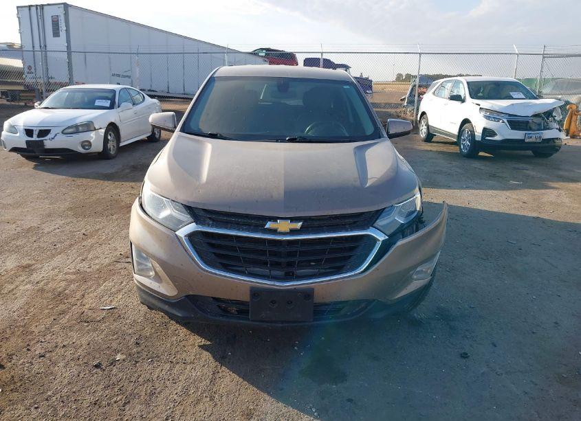 Photo 12 of 2018 Chevrolet Equinox LT (VIN 2GNAXSEV3J6228381)