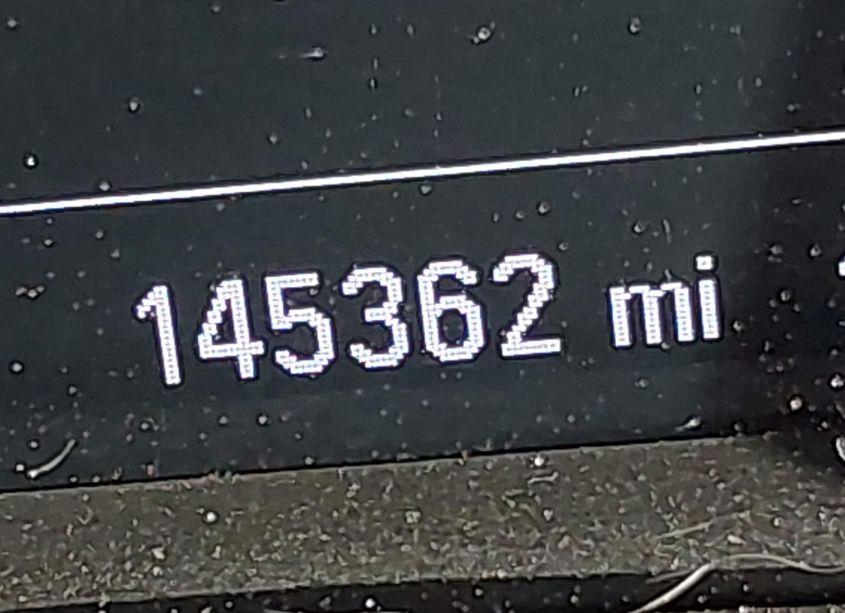 Photo 15 of 2018 Chevrolet Equinox LT (VIN 2GNAXSEV3J6228381)