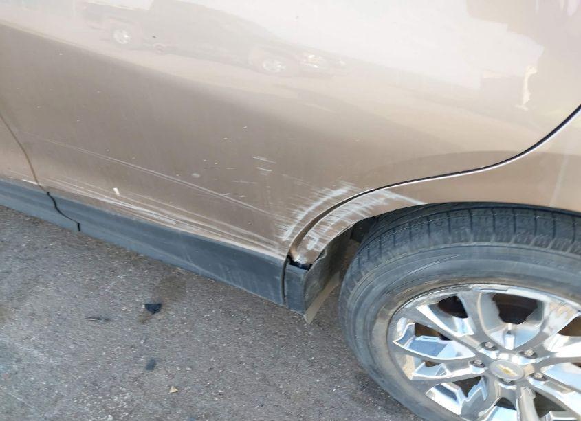 Photo 19 of 2018 Chevrolet Equinox LT (VIN 2GNAXSEV3J6228381)