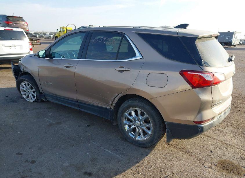 Photo 3 of 2018 Chevrolet Equinox LT (VIN 2GNAXSEV3J6228381)