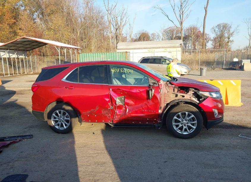 Photo 14 of 2018 Chevrolet Equinox LT (VIN 2GNAXSEV3J6231071)