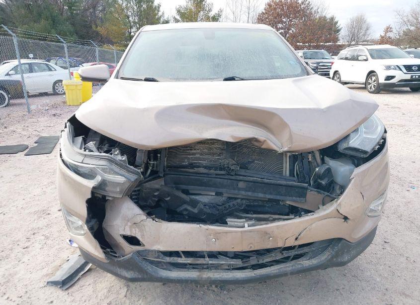 Photo 12 of 2018 Chevrolet Equinox LT (VIN 2GNAXSEV3J6256875)