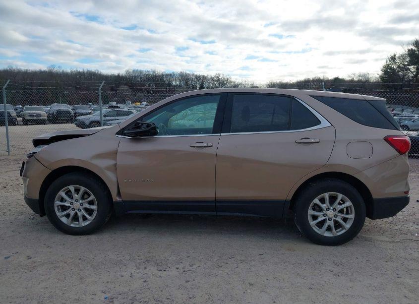 Photo 14 of 2018 Chevrolet Equinox LT (VIN 2GNAXSEV3J6256875)