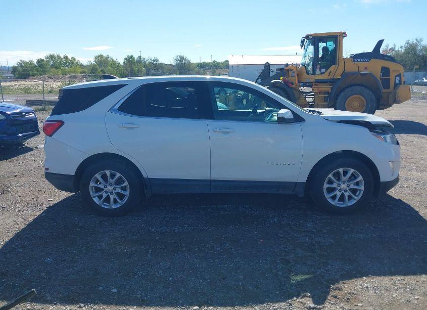 Photo 14 of 2018 Chevrolet Equinox LT (VIN 2GNAXSEV3J6281047)