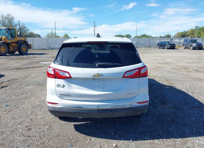Photo 17 of 2018 Chevrolet Equinox LT (VIN 2GNAXSEV3J6281047)