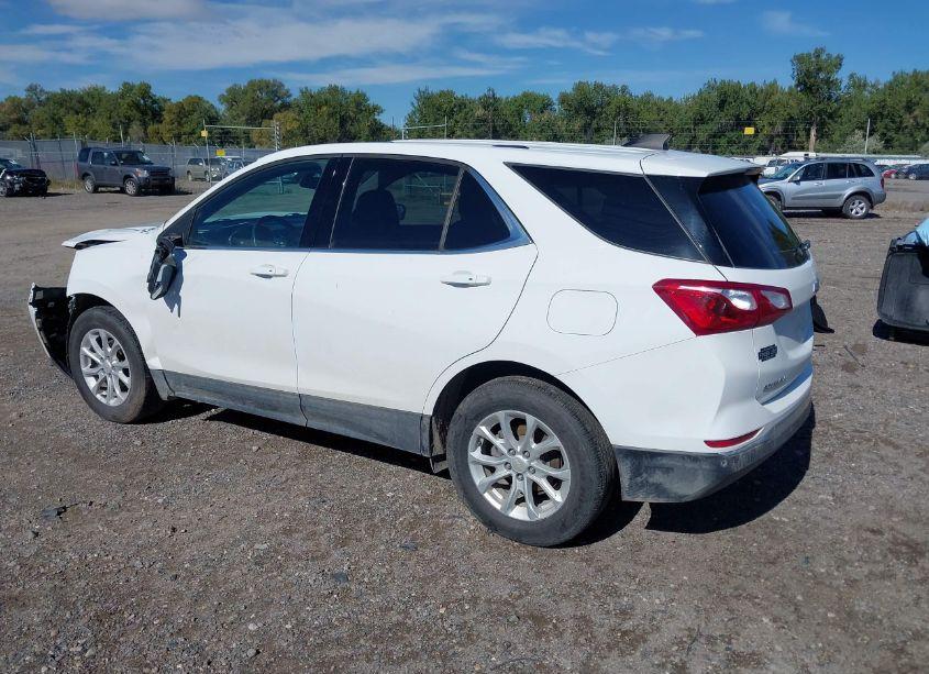 Photo 3 of 2018 Chevrolet Equinox LT (VIN 2GNAXSEV3J6281047)