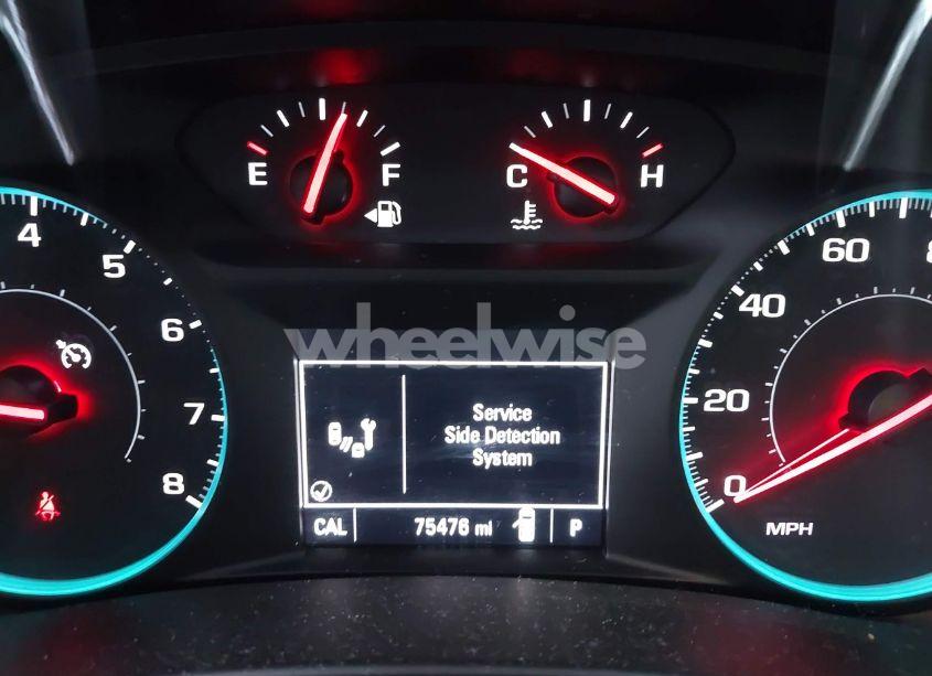 Photo 15 of 2018 Chevrolet Equinox LT (VIN 2GNAXSEV3J6308599)