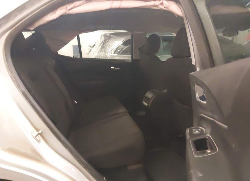 Photo 8 of 2018 Chevrolet Equinox LT (VIN 2GNAXSEV3J6309235)