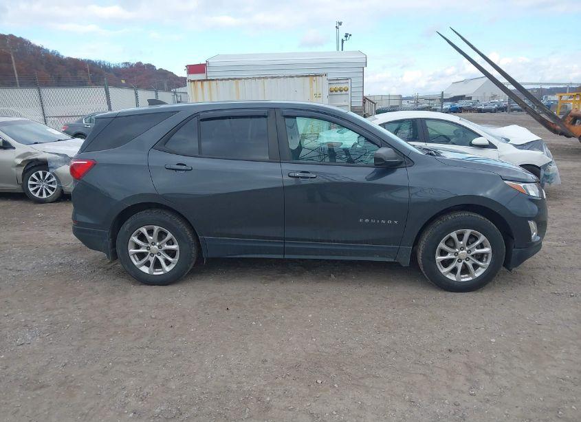 Photo 13 of 2020 Chevrolet Equinox AWD LS (VIN 2GNAXSEV3L6119907)