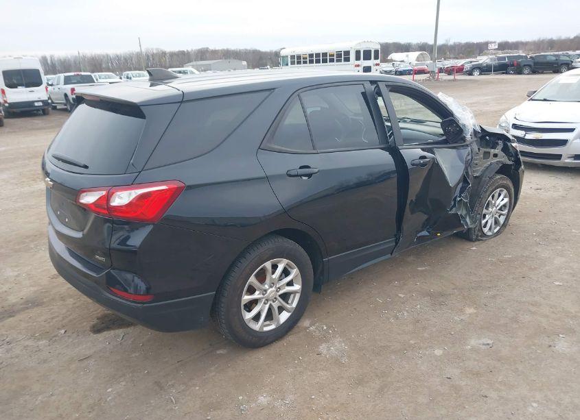Photo 4 of 2020 Chevrolet Equinox AWD LS (VIN 2GNAXSEV3L6190220)