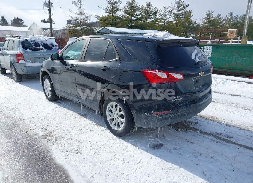 Photo 3 of 2020 Chevrolet Equinox AWD LS (VIN 2GNAXSEV3L6199502)
