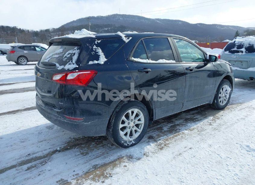 Photo 4 of 2020 Chevrolet Equinox AWD LS (VIN 2GNAXSEV3L6199502)