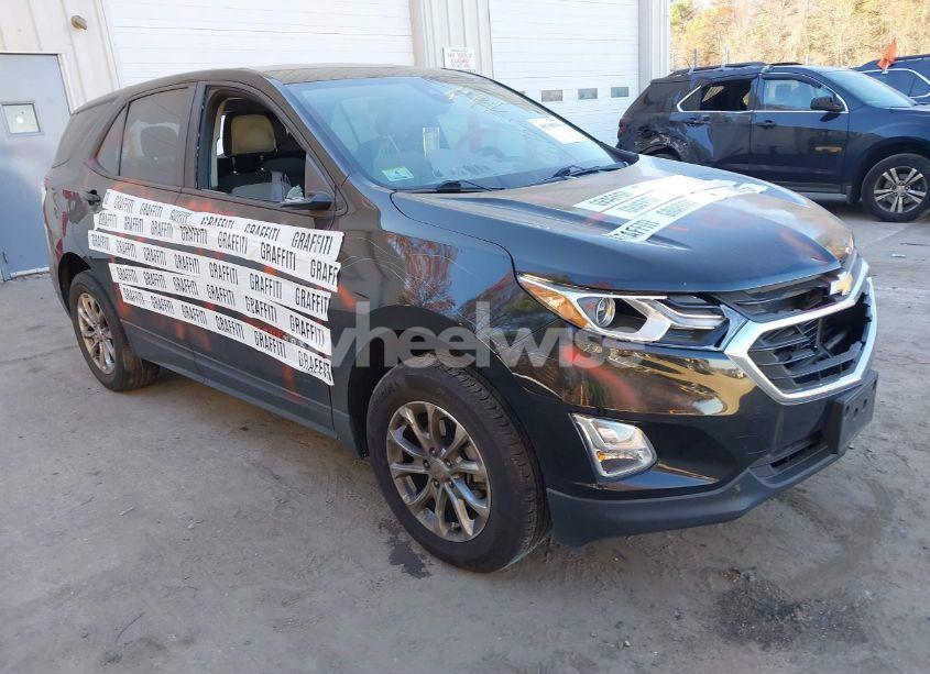 2020 Chevrolet Equinox AWD LS (VIN 2GNAXSEV3L6234376) main photo