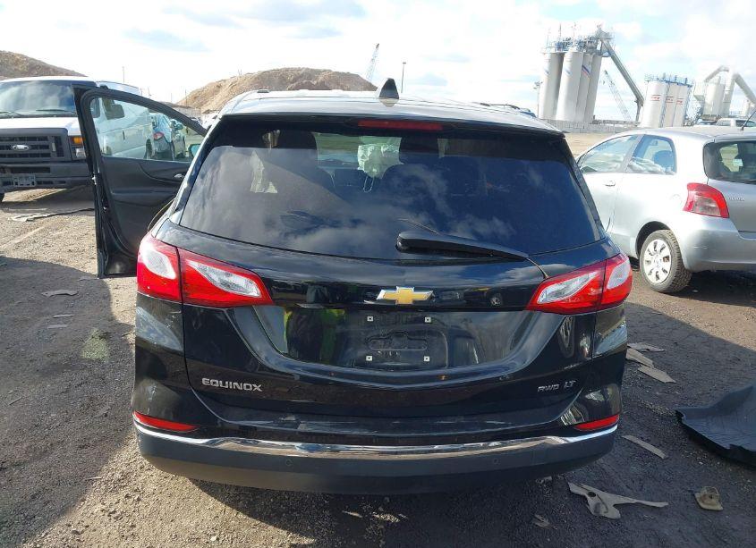 Photo 16 of 2018 Chevrolet Equinox LT (VIN 2GNAXSEV4J6111389)
