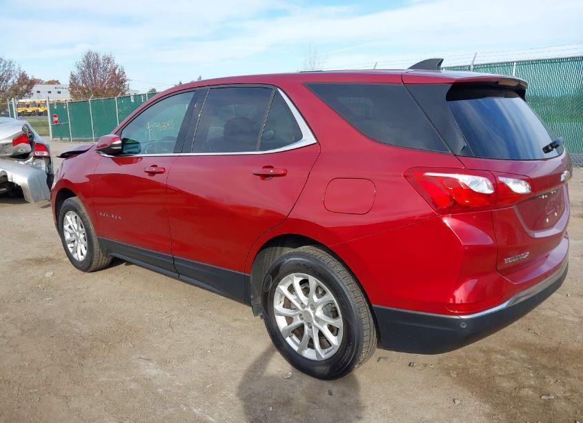 Photo 3 of 2018 Chevrolet Equinox LT (VIN 2GNAXSEV4J6154159)