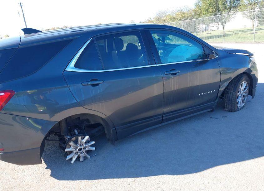 Photo 6 of 2018 Chevrolet Equinox LT (VIN 2GNAXSEV4J6156459)