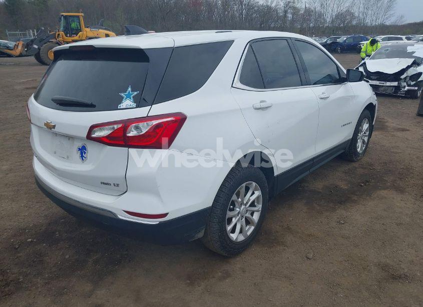 Photo 4 of 2018 Chevrolet Equinox LT (VIN 2GNAXSEV4J6203733)