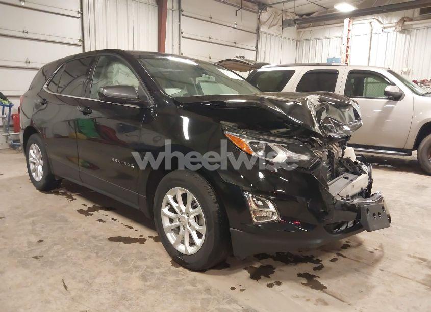 2018 Chevrolet Equinox LT (VIN 2GNAXSEV4J6246923) main photo