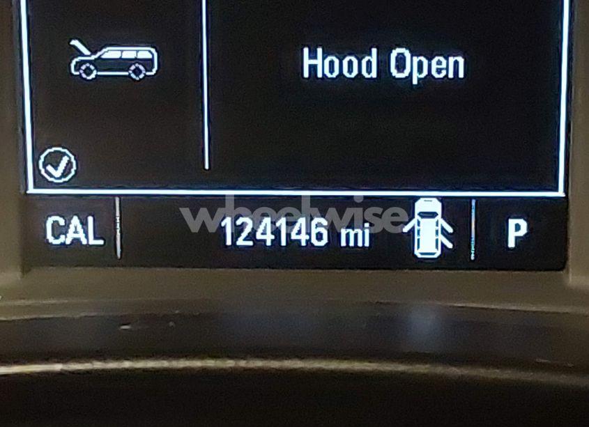 Photo 16 of 2018 Chevrolet Equinox LT (VIN 2GNAXSEV4J6246923)