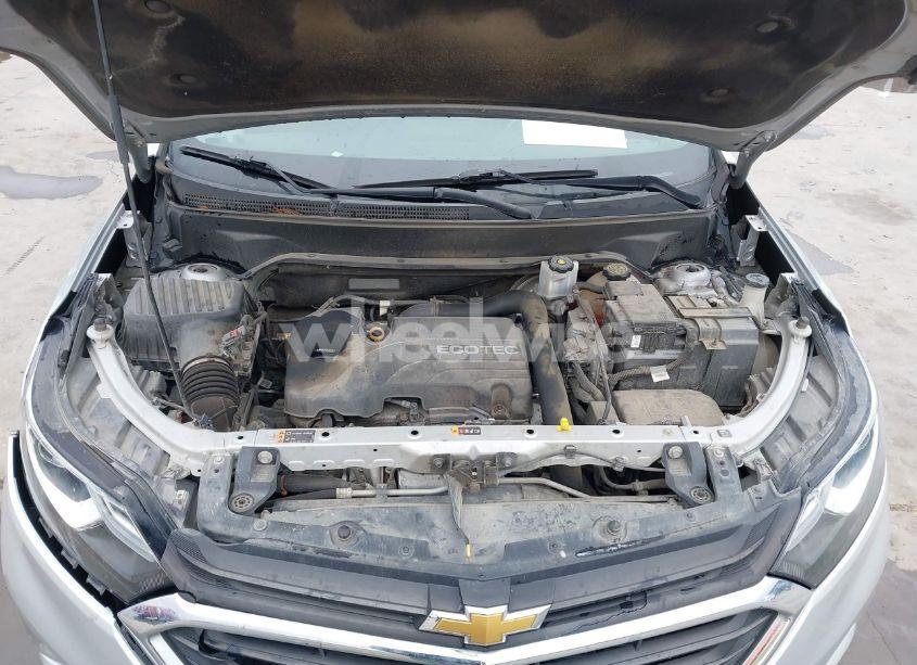 Photo 10 of 2018 Chevrolet Equinox LT (VIN 2GNAXSEV4J6281378)