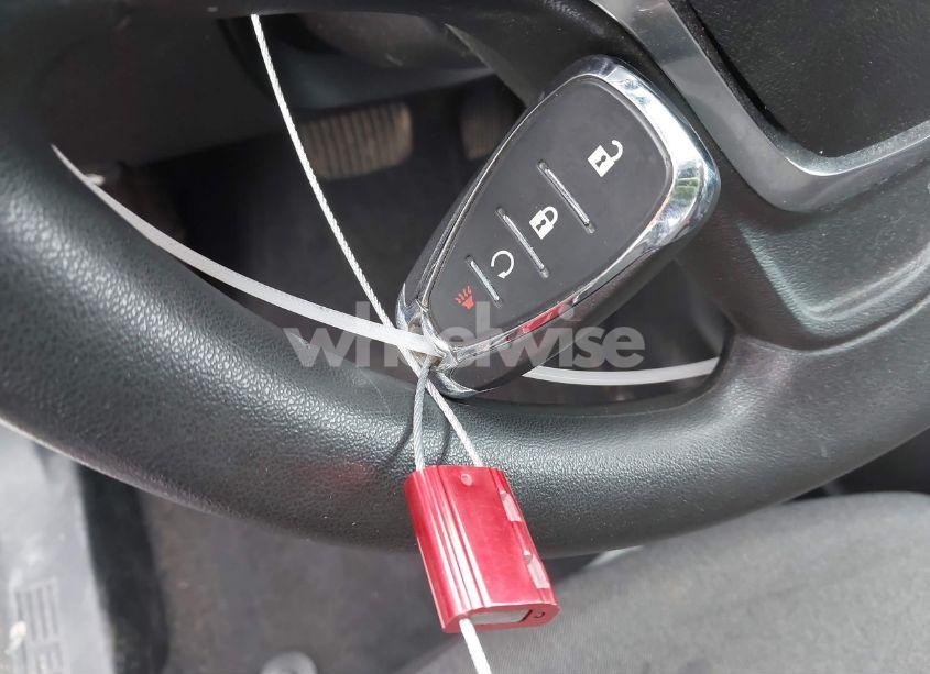 Photo 11 of 2018 Chevrolet Equinox LT (VIN 2GNAXSEV4J6281378)