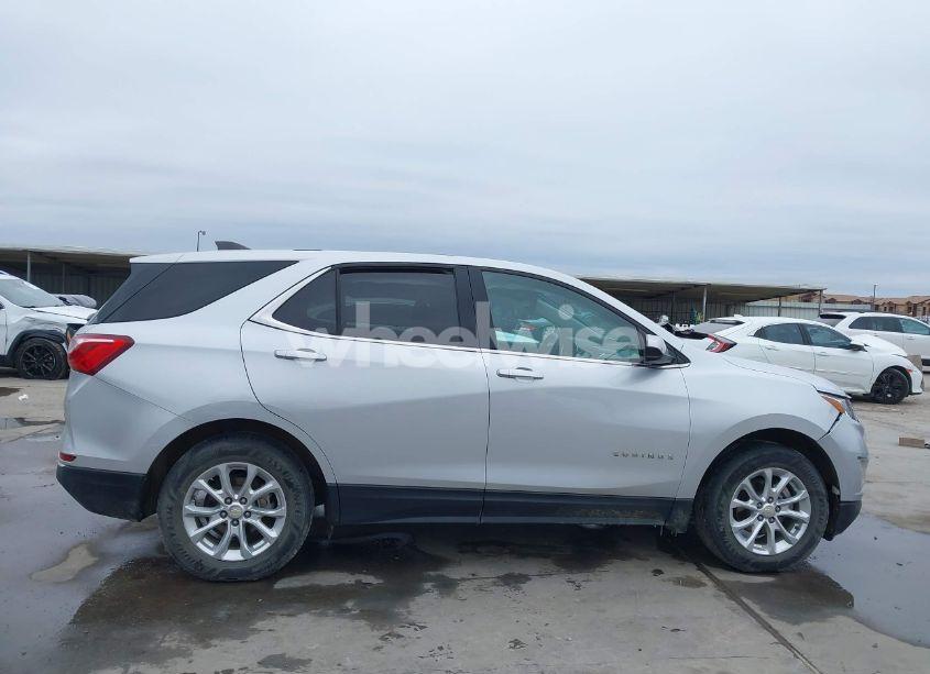 Photo 13 of 2018 Chevrolet Equinox LT (VIN 2GNAXSEV4J6281378)