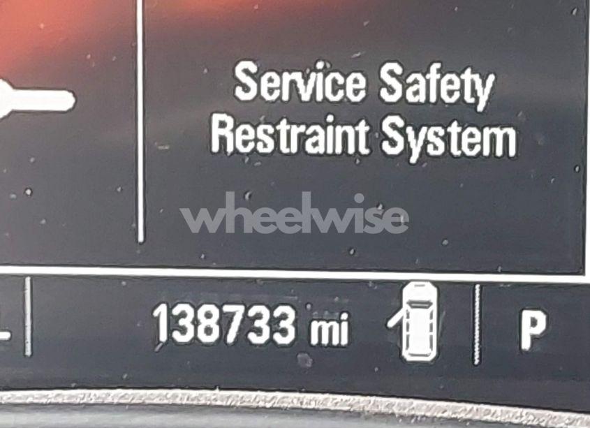 Photo 15 of 2018 Chevrolet Equinox LT (VIN 2GNAXSEV4J6281378)