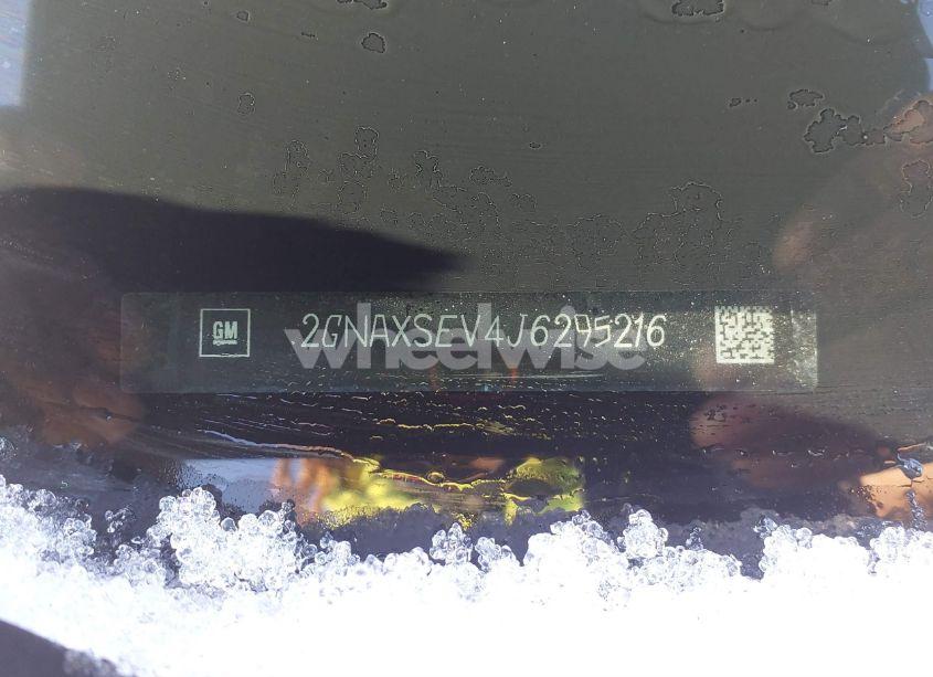 Photo 9 of 2018 Chevrolet Equinox (VIN 2GNAXSEV4J6295216)