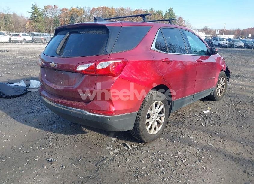 Photo 4 of 2018 Chevrolet Equinox LT (VIN 2GNAXSEV4J6305212)