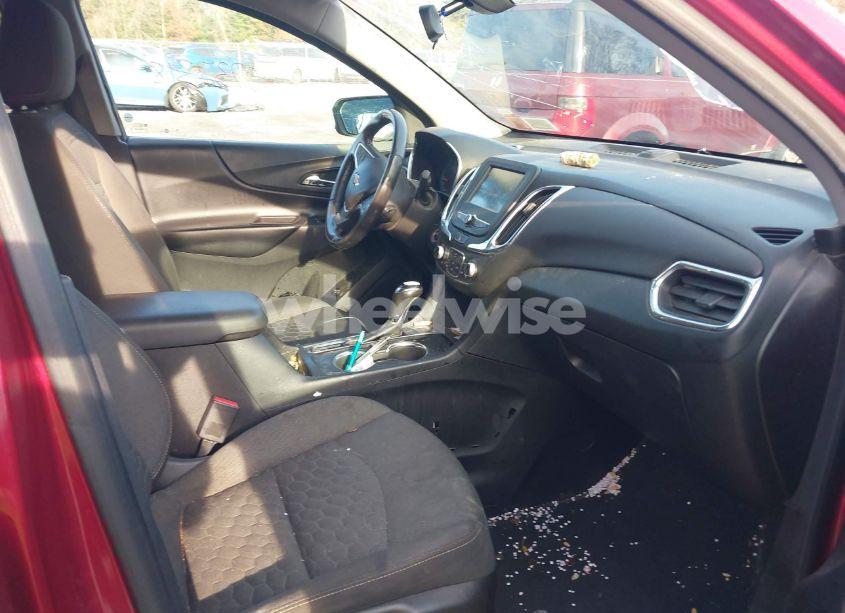 Photo 5 of 2018 Chevrolet Equinox LT (VIN 2GNAXSEV4J6305212)