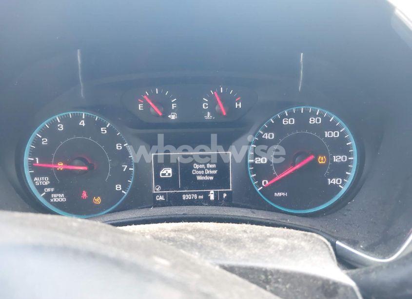 Photo 7 of 2018 Chevrolet Equinox LT (VIN 2GNAXSEV4J6305212)