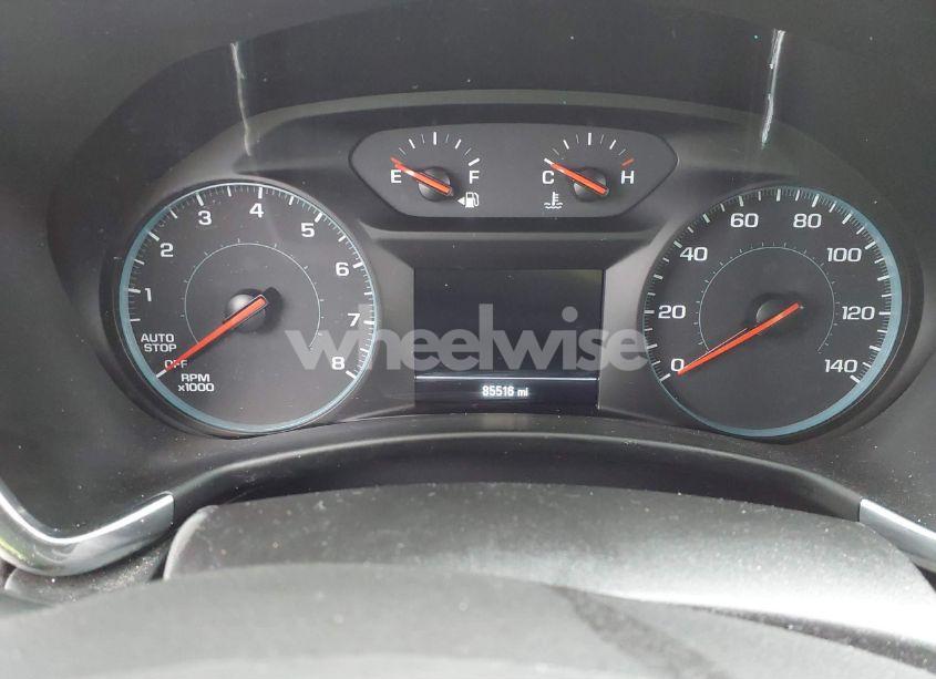 Photo 7 of 2018 Chevrolet Equinox LT (VIN 2GNAXSEV4J6315495)