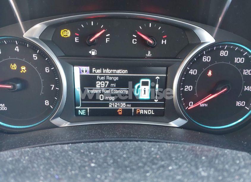 Photo 15 of 2018 Chevrolet Equinox LT (VIN 2GNAXSEV4J6330420)