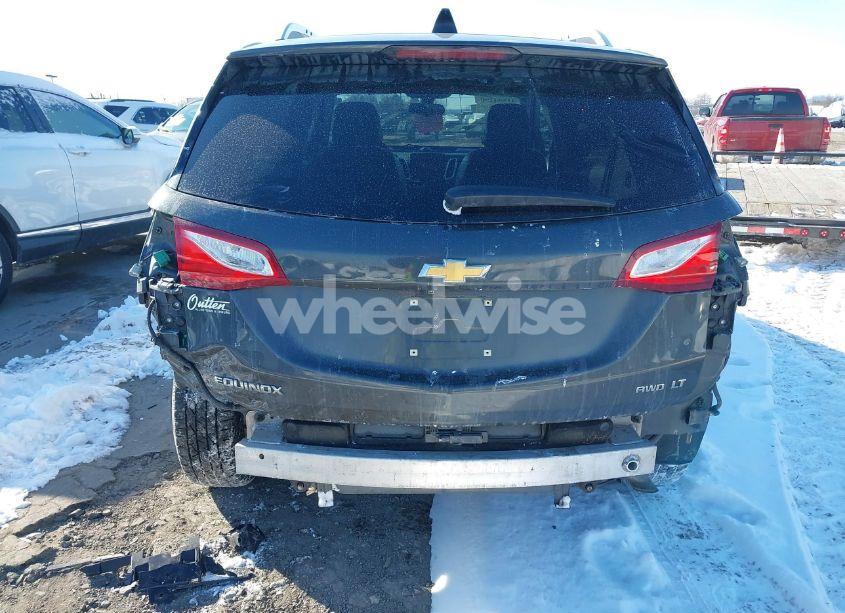 Photo 16 of 2018 Chevrolet Equinox LT (VIN 2GNAXSEV4J6330420)