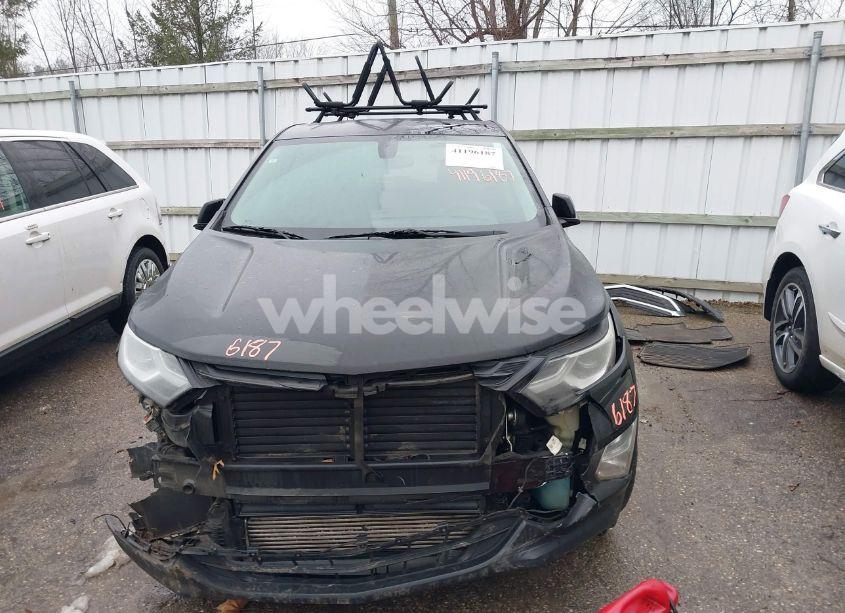 Photo 12 of 2018 Chevrolet Equinox LT (VIN 2GNAXSEV4J6334998)