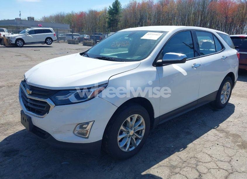 Photo 2 of 2019 Chevrolet Equinox LS (VIN 2GNAXSEV4K6110423)