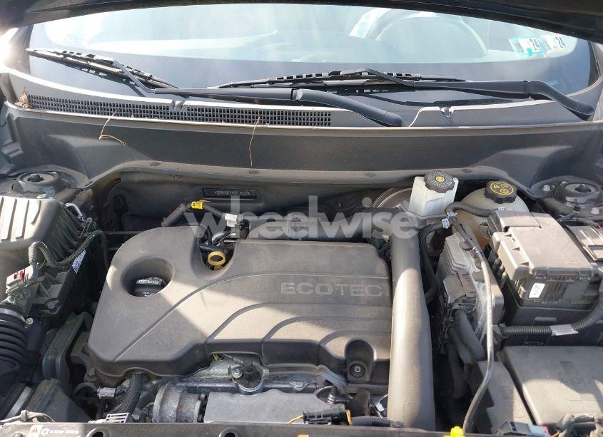 Photo 10 of 2019 Chevrolet Equinox LS (VIN 2GNAXSEV4K6175532)