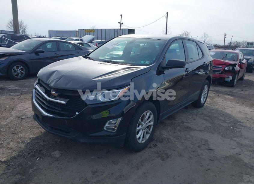 Photo 2 of 2019 Chevrolet Equinox LS (VIN 2GNAXSEV4K6175532)