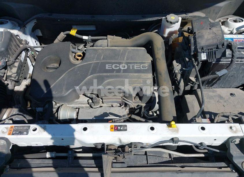 Photo 10 of 2020 Chevrolet Equinox AWD LS (VIN 2GNAXSEV4L6235083)