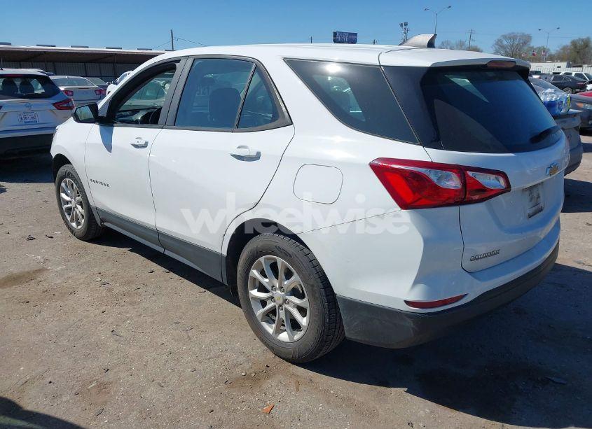 Photo 3 of 2020 Chevrolet Equinox AWD LS (VIN 2GNAXSEV4L6235083)