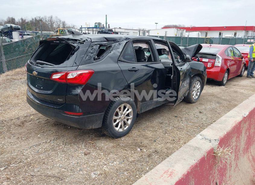 Photo 4 of 2020 Chevrolet Equinox AWD LS (VIN 2GNAXSEV4L6273025)