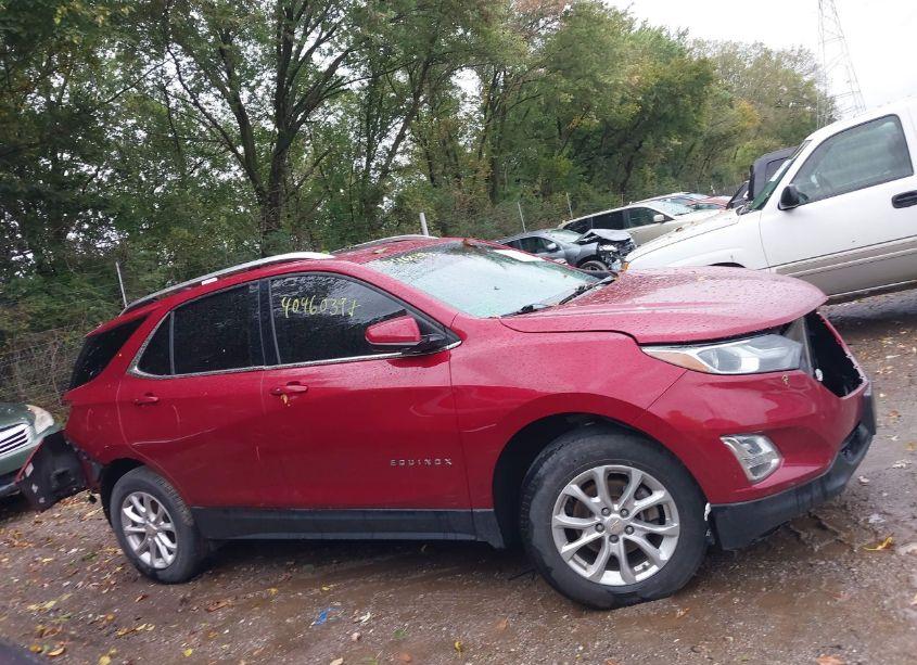 Photo 14 of 2018 Chevrolet Equinox LT (VIN 2GNAXSEV5J6101177)