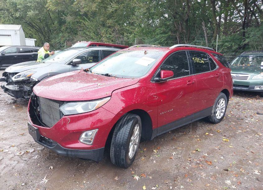 Photo 2 of 2018 Chevrolet Equinox LT (VIN 2GNAXSEV5J6101177)
