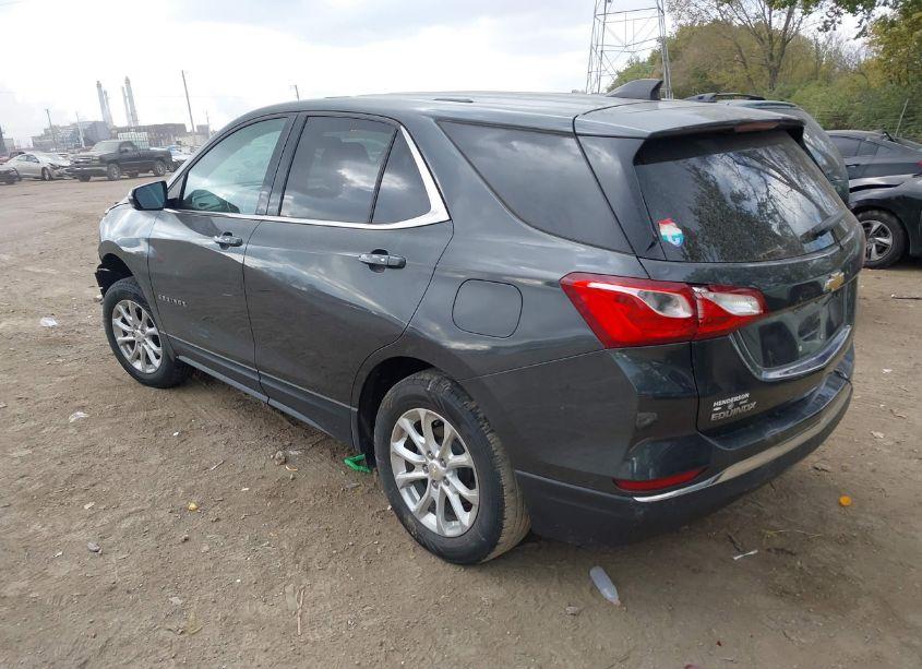 Photo 3 of 2018 Chevrolet Equinox LT (VIN 2GNAXSEV5J6121493)