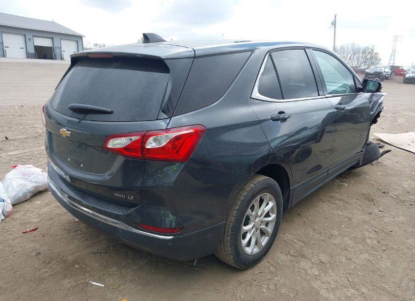 Photo 4 of 2018 Chevrolet Equinox LT (VIN 2GNAXSEV5J6121493)