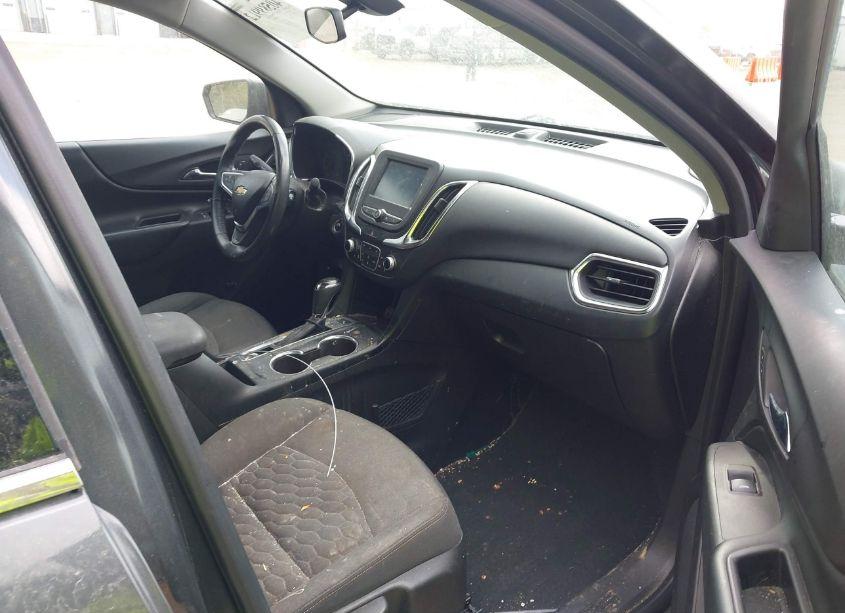 Photo 5 of 2018 Chevrolet Equinox LT (VIN 2GNAXSEV5J6121493)