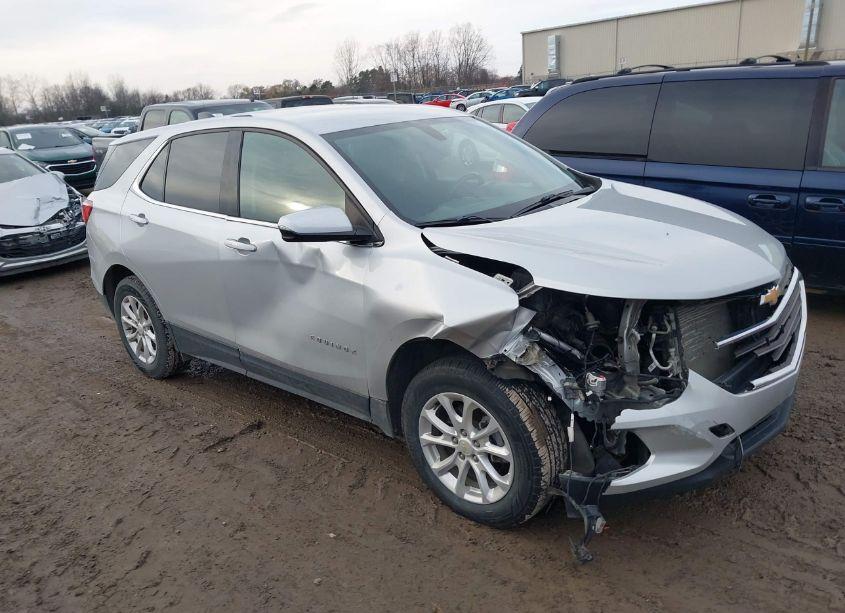 2018 Chevrolet Equinox LT (VIN 2GNAXSEV5J6190426) main photo