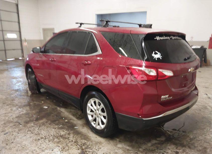 Photo 3 of 2018 Chevrolet Equinox LT (VIN 2GNAXSEV5J6196081)