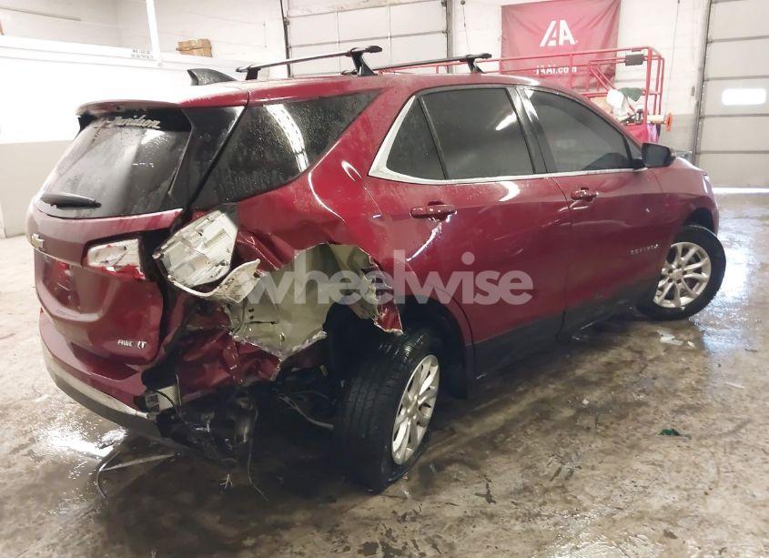 Photo 4 of 2018 Chevrolet Equinox LT (VIN 2GNAXSEV5J6196081)